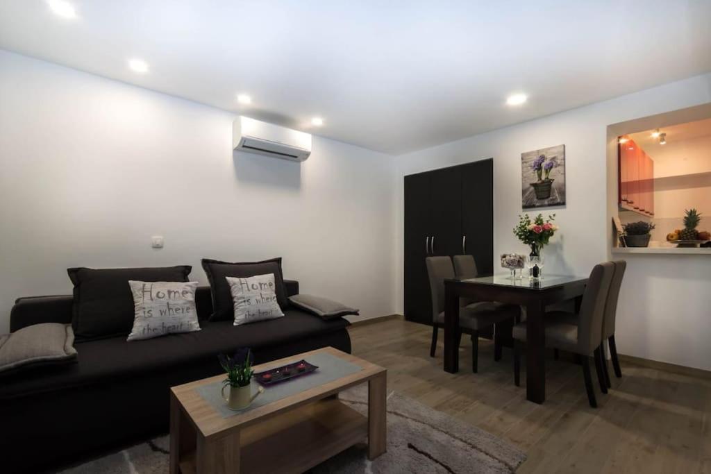 Wonderful Near Center And Sea Appartement *
