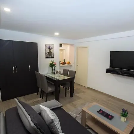 Wonderful Apartment Near City Center And Sea Split Extérieur photo