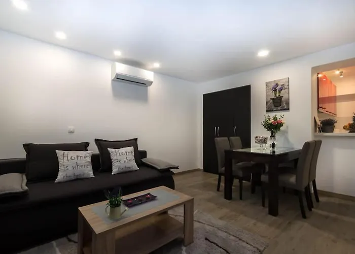 Wonderful Apartment Near City Center And Sea